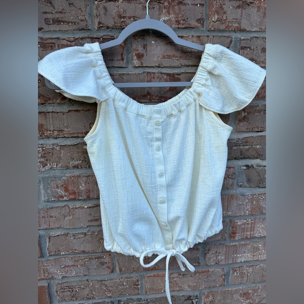 Made-well shirt size small